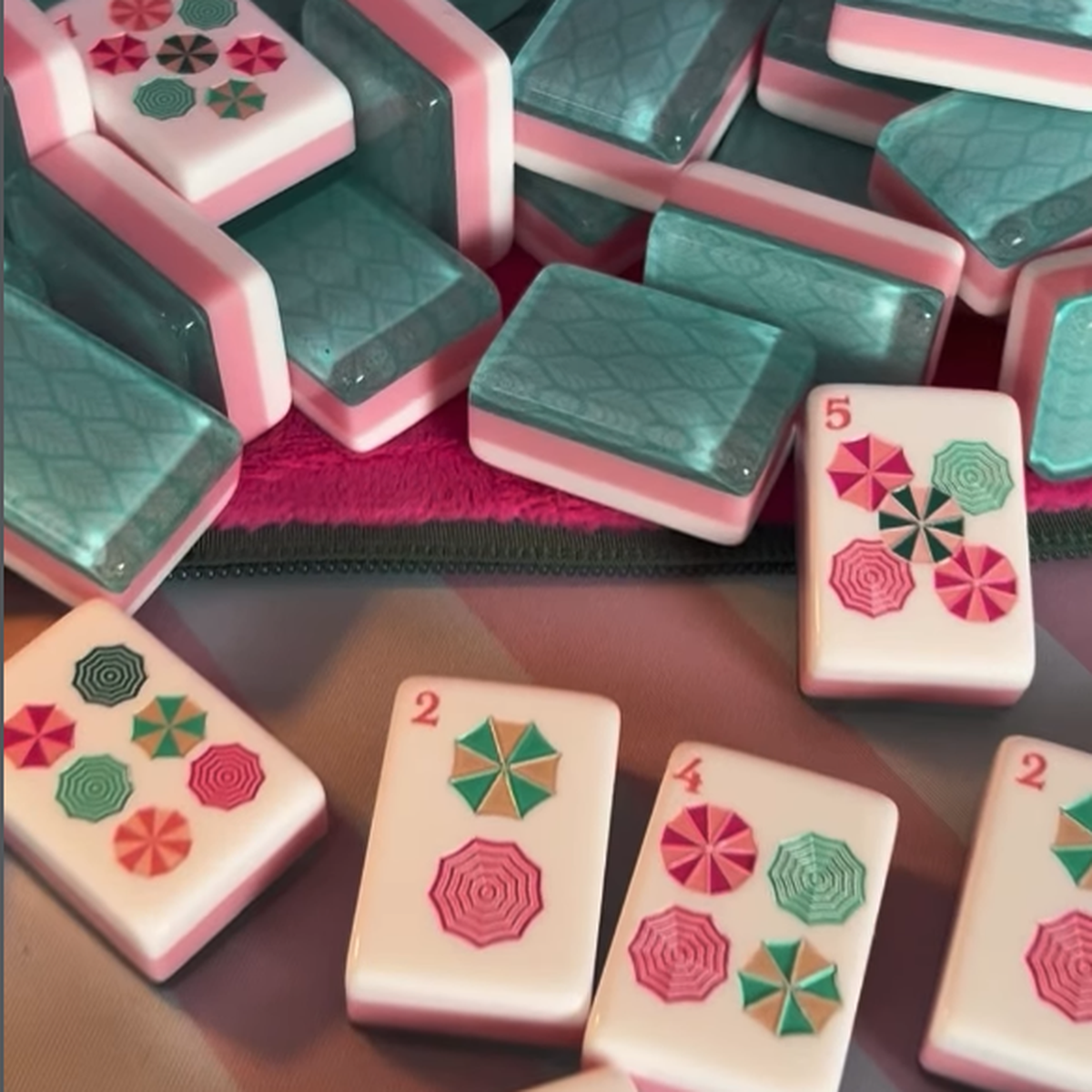 Summer Bloom American Mahjong Set – 160 Tiles